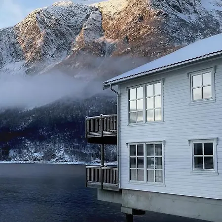 Skjolden Resort 肖伦