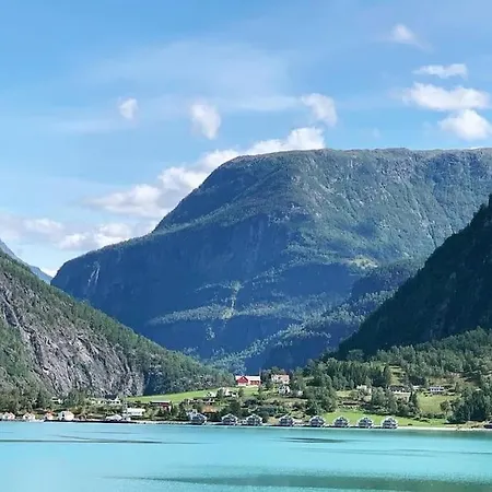 Skjolden Resort *