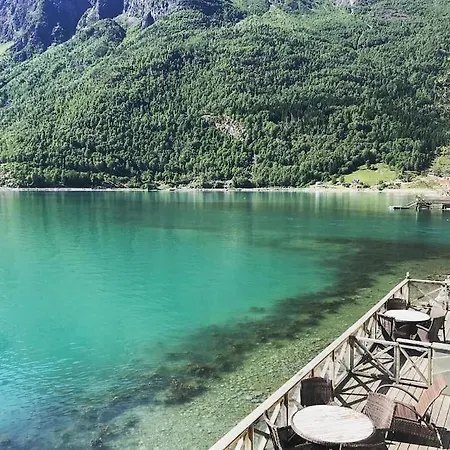 Skjolden Resort *