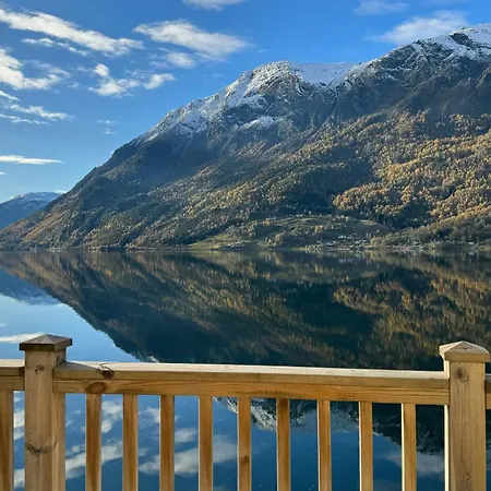 Skjolden Resort شقة