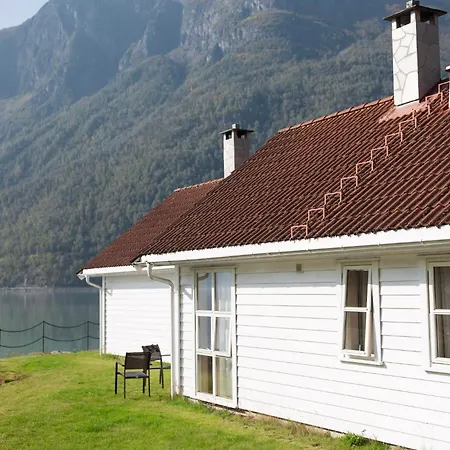 Skjolden Resort *