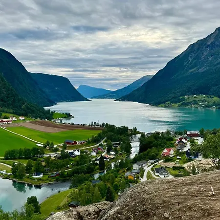 Skjolden Resort *