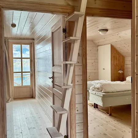 Skjolden Resort *